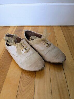 Blush pink leather oxfords